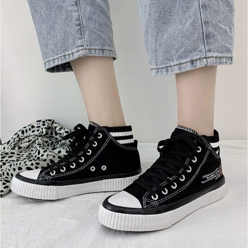 Sepatu Sneakers Kanvas Higt Import Korean Style AS178