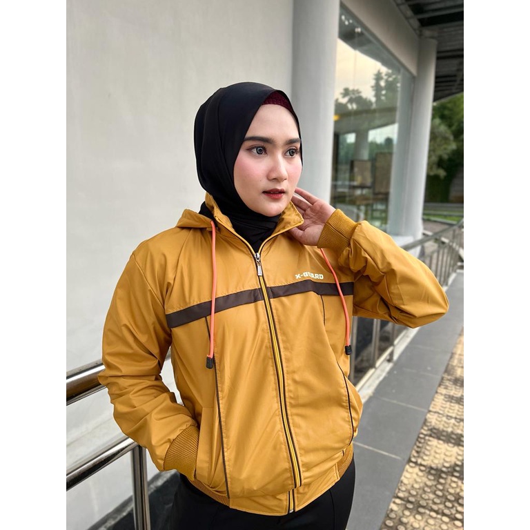 XGUARD Jaket Bomber Wanita Bahan Parasut Kombinasi Warna (X-Guard) | Gista Jaket Hoodie Wanita Terbaru Kekinian