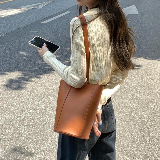 Red 2022 musim gugur baru pakaian wanita mahasiswa cardigan top gaya Korea chic slim kerah twist twist lengan panjang rajutan sweater