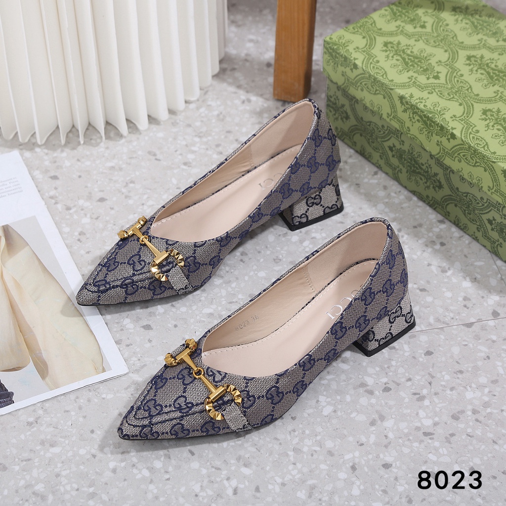 GC Heels 8023