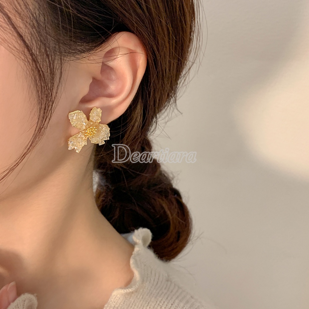 Anting Tusuk Bentuk Kelopak Bunga Kristal Gaya Perancis Untuk Wanita