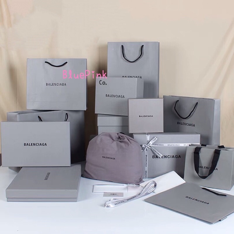 

READY STOCK Dust Box Paper Bag Kantong Balenciaga Semua ukuran Tali Pita Tag Harga Kartu Ribbon Kardus ORI Wallet Dompet Tas Wanita Branded Besar Kecil Authentic