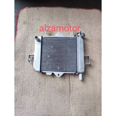 radiator pendingin mesin GSX 150 original radiator Suzuki gsx 150