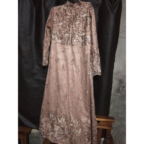 Gamis brukat preloved warna gold