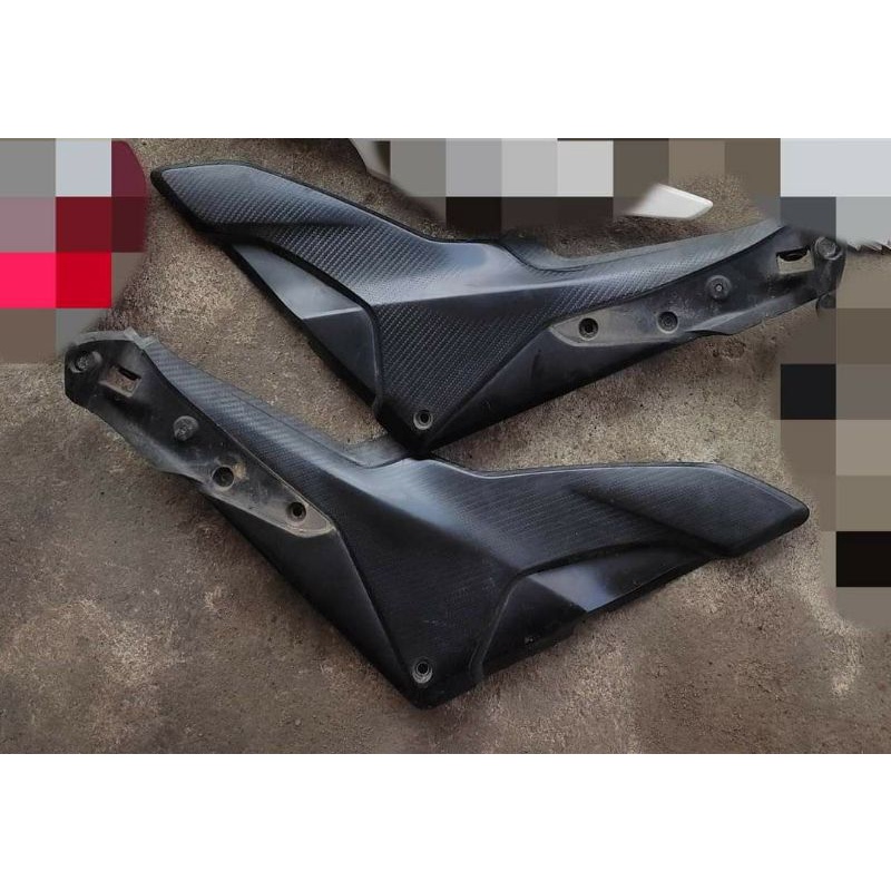 Jual Cover Bodi tengah tutup aki Sambungan bodi CB150 OLD | Shopee