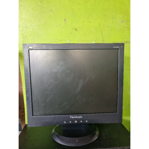 Lcd monitor 15 inc mulus jernih bergaransi