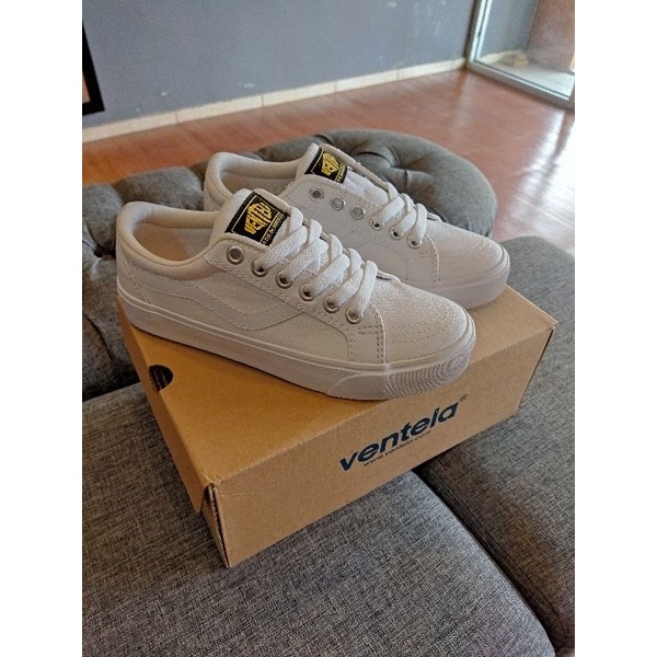 Ventela Republic Low White BNIB - Sepatu Sneakers