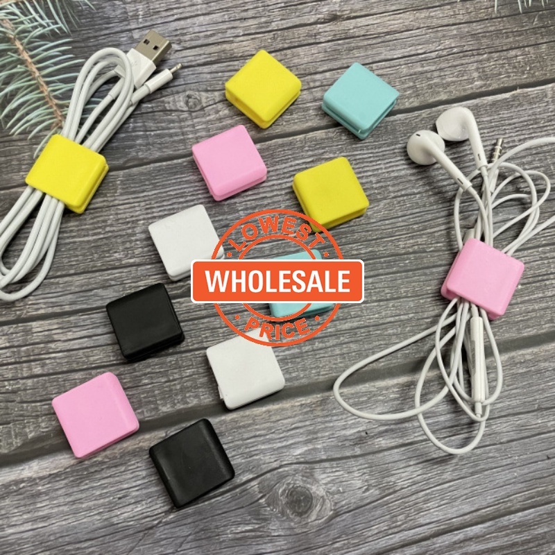 1pc Klip Organizer Kabel Data / Charger / Earphone / Laptop Portable Warna Acak Untuk Rumah / Kantor / Travel