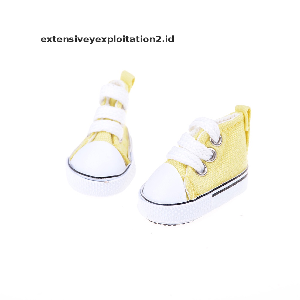 Sepatu Sneakers Bahan Kanvas Ukuran 5cm Untuk Aksesoris Boneka BJD