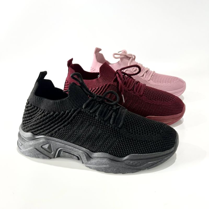 Svekes Sepatu Dewasa Black Sekolah 713