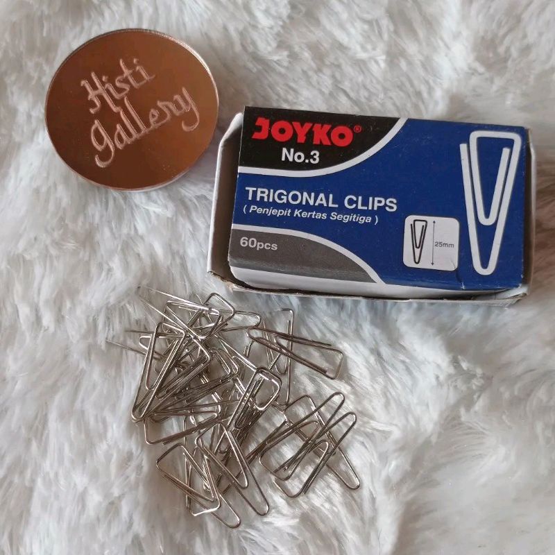 

Joyko Trigonal Clips No. 3 (Penjepit Kertas Segitiga)