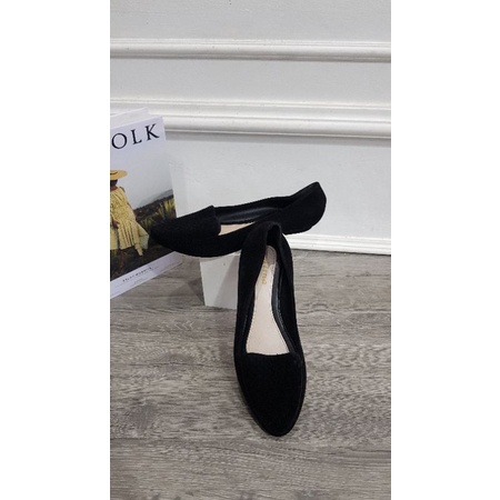 Flatshoes Bludru Hitam Jelly