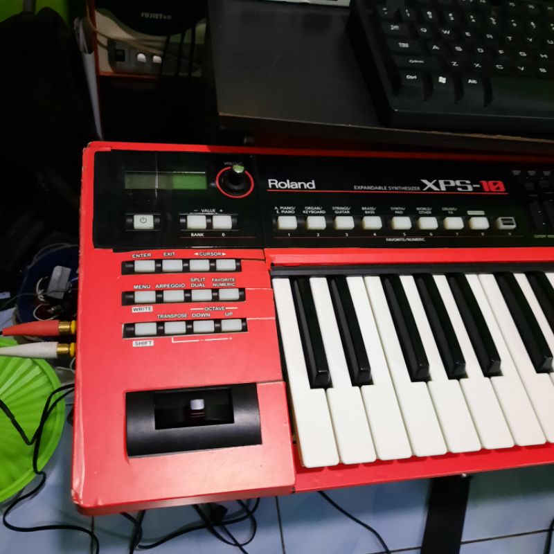 Roland XPS 10 bekas