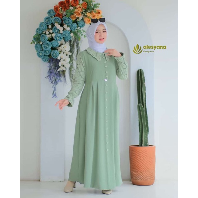 Quenara Dress by Alesyana