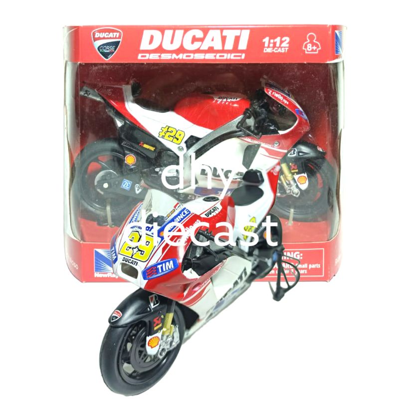 Miniatur motor gp ducati Andrea iannone 1/12 newray