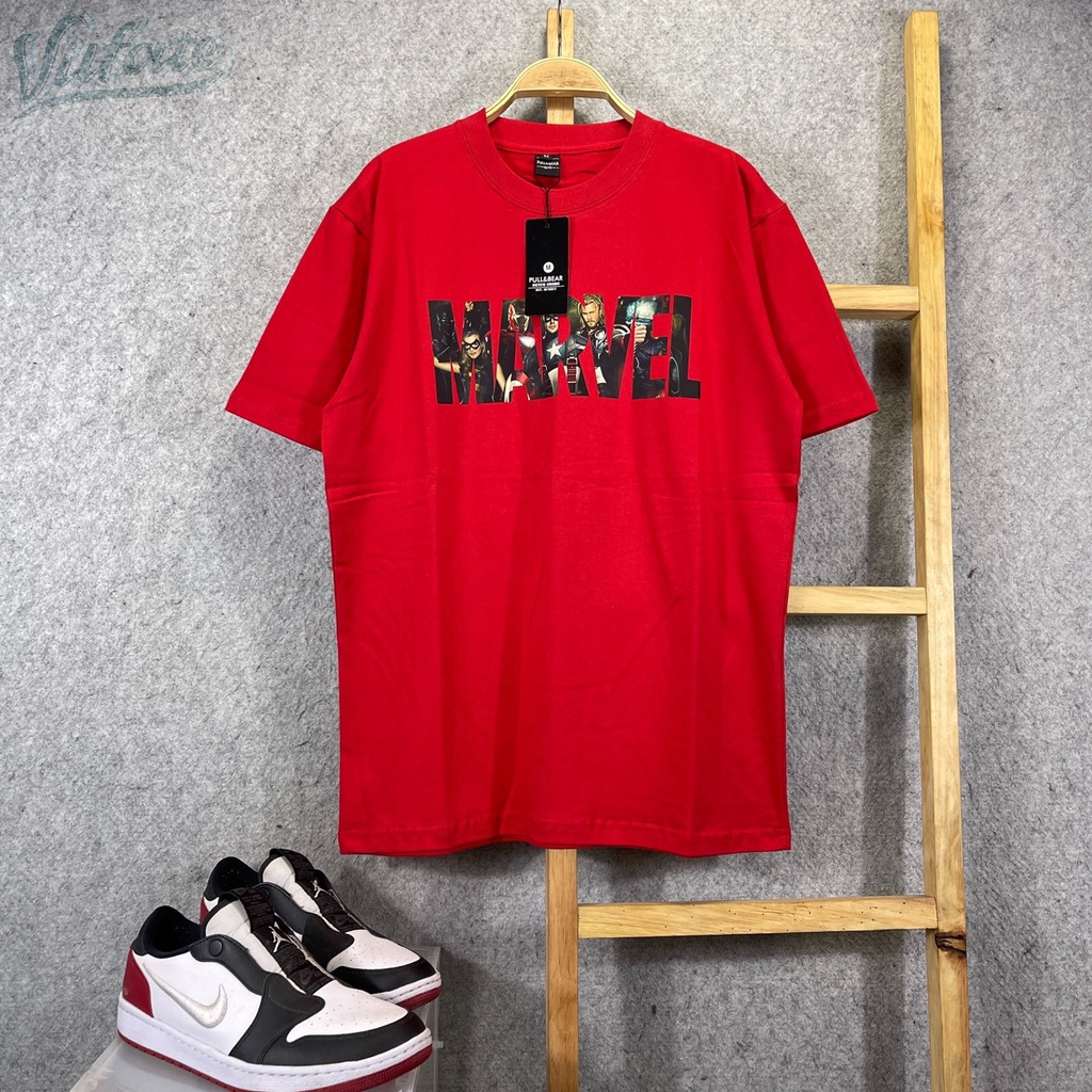 KAOS TSHIRT PULL & BEAR / KAOS PULL AND BEAR / TSHIRT PULL&BEAR / TSHIRT PULL AND BEAR WARNA MAROON