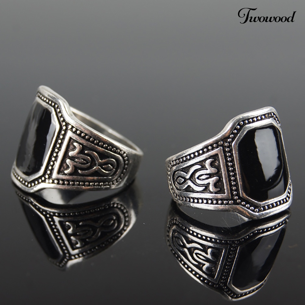 Cincin Bahan Zinc Alloy Gaya Vintage Punk Untuk Pria