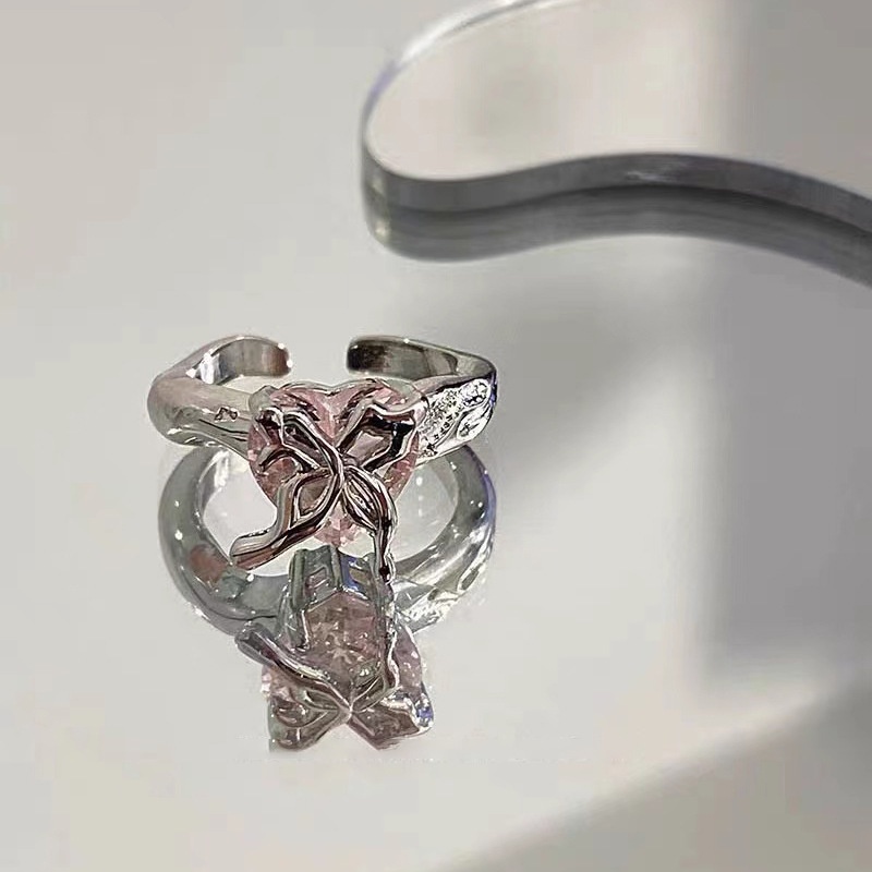 Cincin Model Terbuka Bahan Alloy Desain Kupukupuhati Hias Zircon Imitasi Gaya Trendy Untuk Wanita