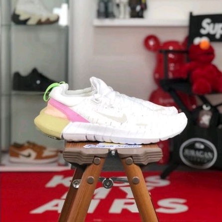 Nike Free Run 5.0 &quot;Summit White/Light Arctic Pink&quot;