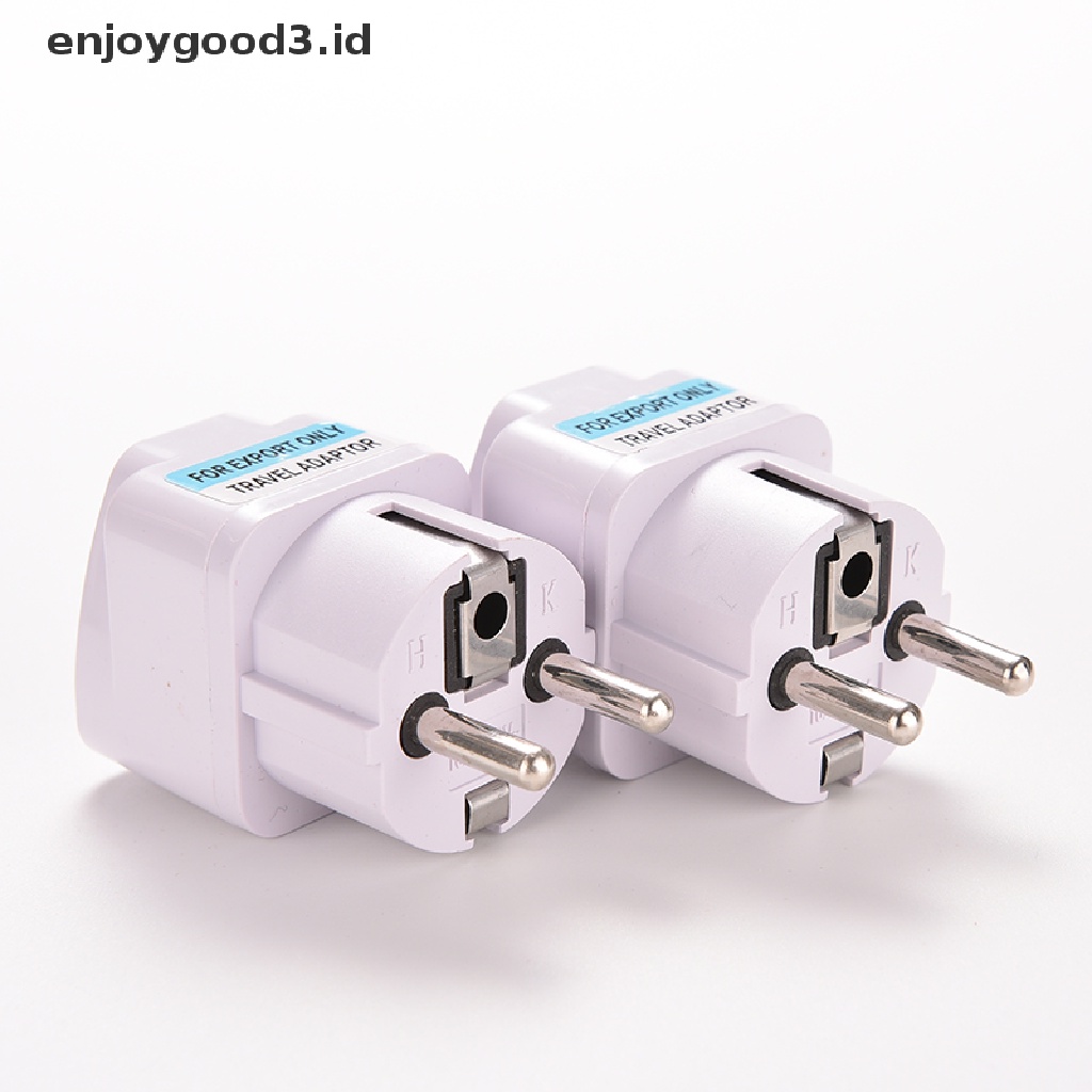 Adapter Konverter Power Socket Plug UK US AU Ke EU Portable Untuk Travel