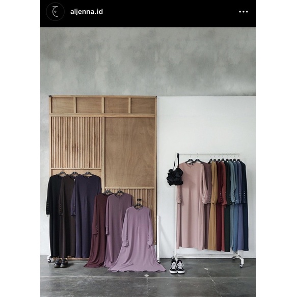 NWT NEW SAILA DRESS BY ALJENNA EGGPLANT SIZE M