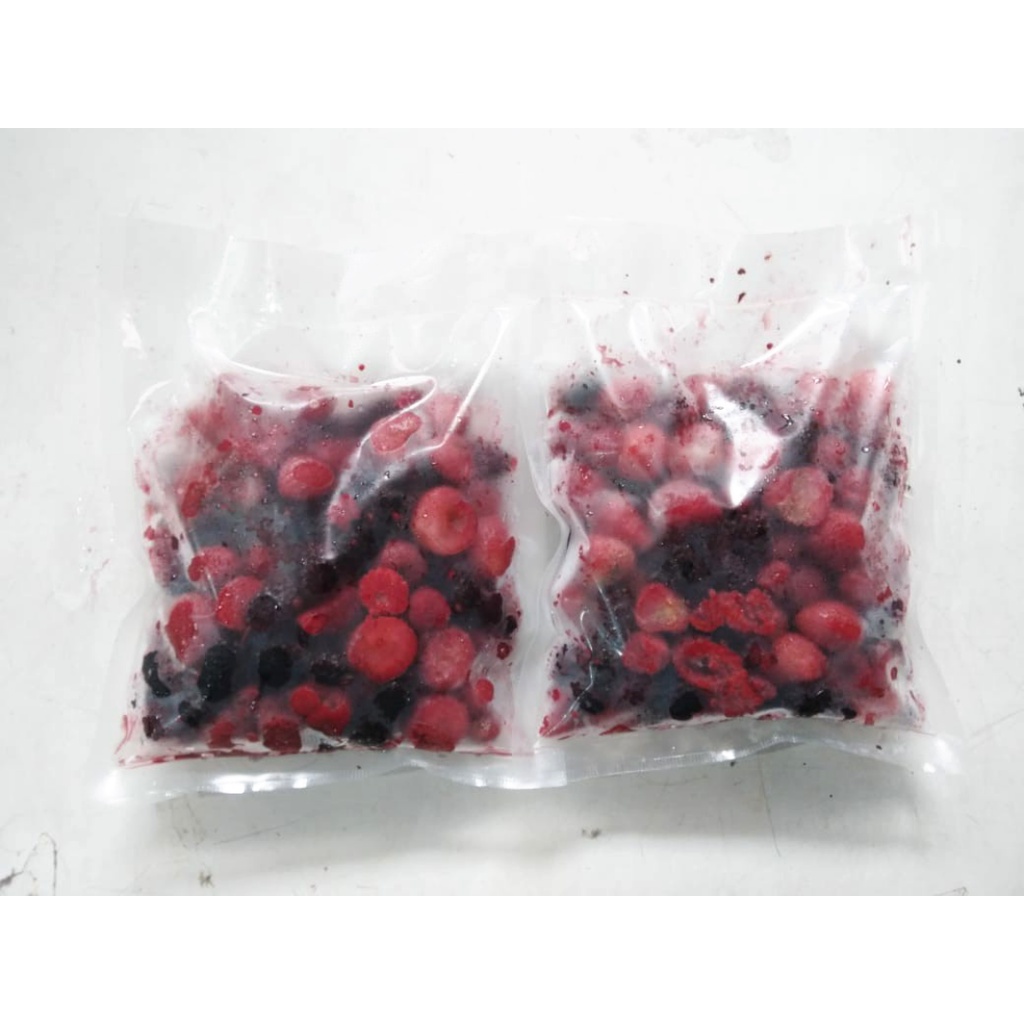 Mix Berries (Berry) Stroberi Rasberi Raspberry Blackberry Blueberry dan Kiwi Beku 500g - Promo Buah Frozen Campur | Asih Sadulur Mart