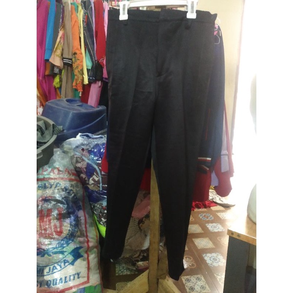 CELANA BAHAN HITAM PRIA PRELOVED