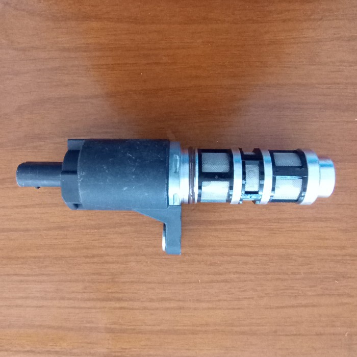 Sensor OCV Camshaft VVTI Actuator Valve ASM Chevrolet Spin 1.5