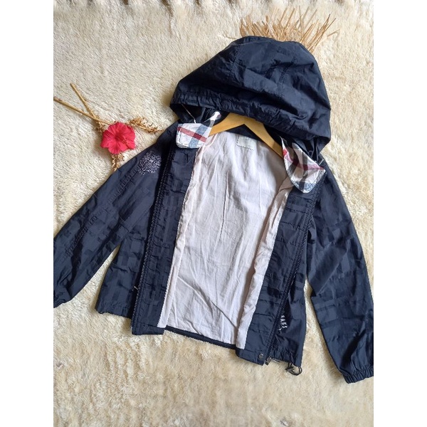 Coat cantik Daks