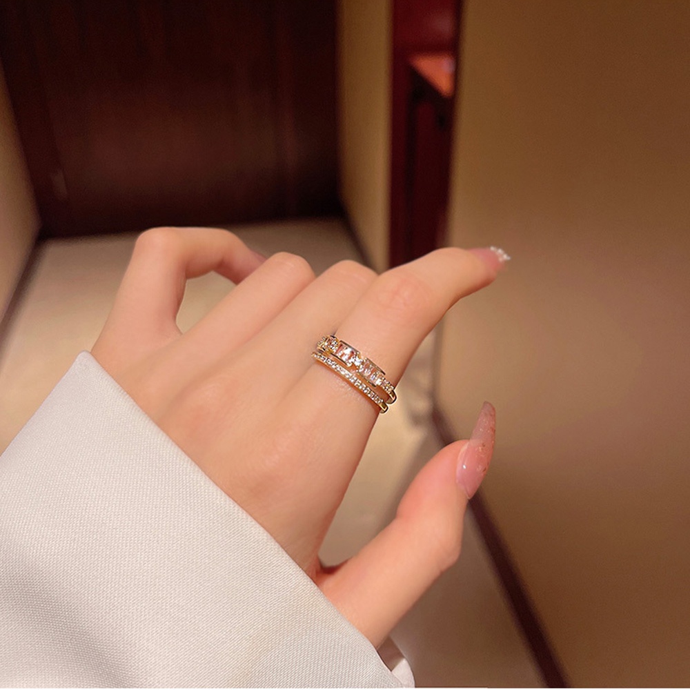 Cincin Bahan Titanium Steel Lapis Emas Aksen Zircon Gaya Korea Untuk Wanita