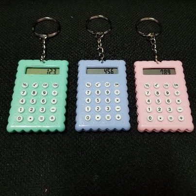 KALKULATOR MINI gantungan kunci 8 digit pink biru blue hijau green calculator keychain biskuit macaron