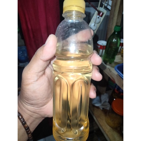 

minyak kelapa asli,asal malangke/kota masamba