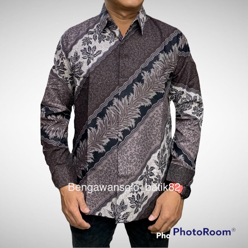 C Batik COUPLE  AYAH DAN ANAK WARNA coklat,Baju Batik Pria pasangan Ayah dan anak,BATIK  crem,Baju Batik Pria Lengan Panjang lapisan furing warna coklat,,Batik Premium,Batik Modern,Batik Jumbo,Batik Solo,Batik Kantoran