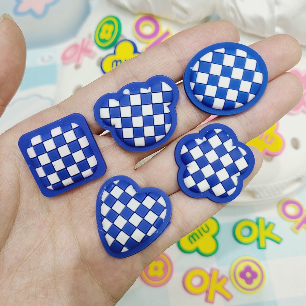 aksesoris wanita sendal crocs wanita aksesoris diy ins crocs jibbitz【sepatu tidak termasuk】