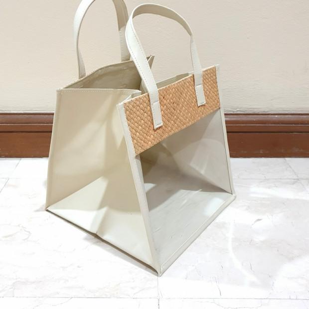 

Tas Pandan Mika Kotak 25 x 25 x 25, Tas Hampers Cake, Goodie Bag Anyam