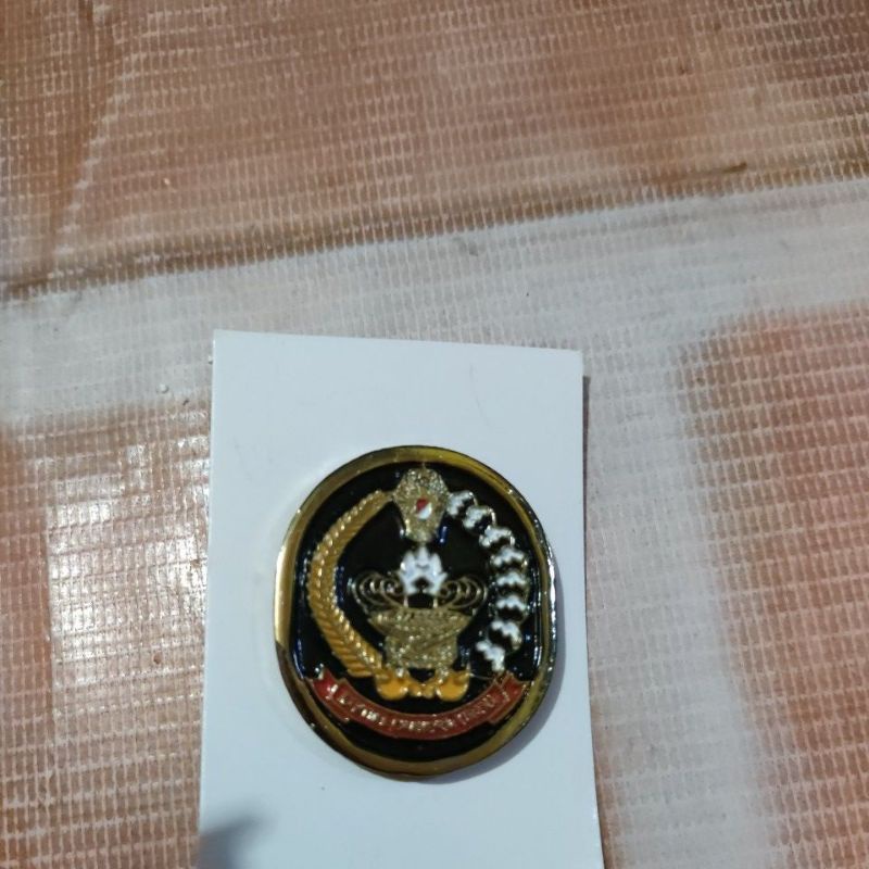 lencana timbul magnet/paku