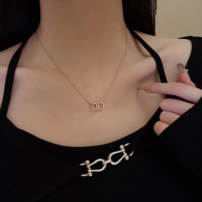 Kalung Choker Bahan Titanium steel Warna Rose Gold 18K