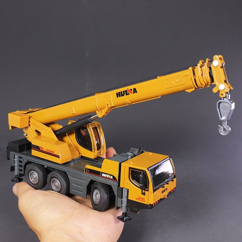 Huina 1702 Skala 1:50 Alloy Diecast Truk Model Derek