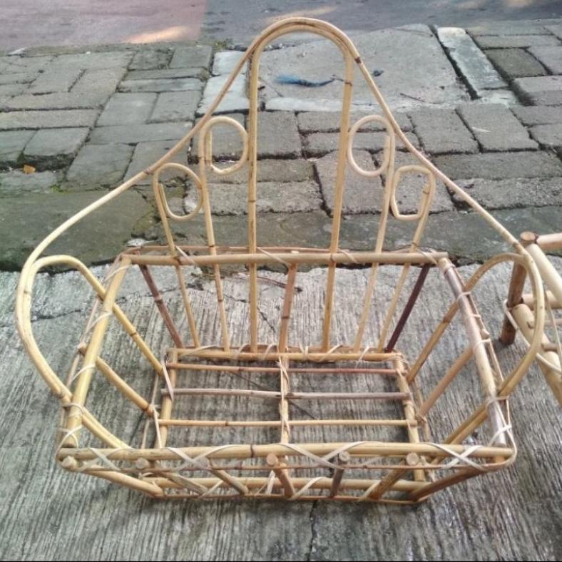 

Keranjang Parcel Rotan Sender