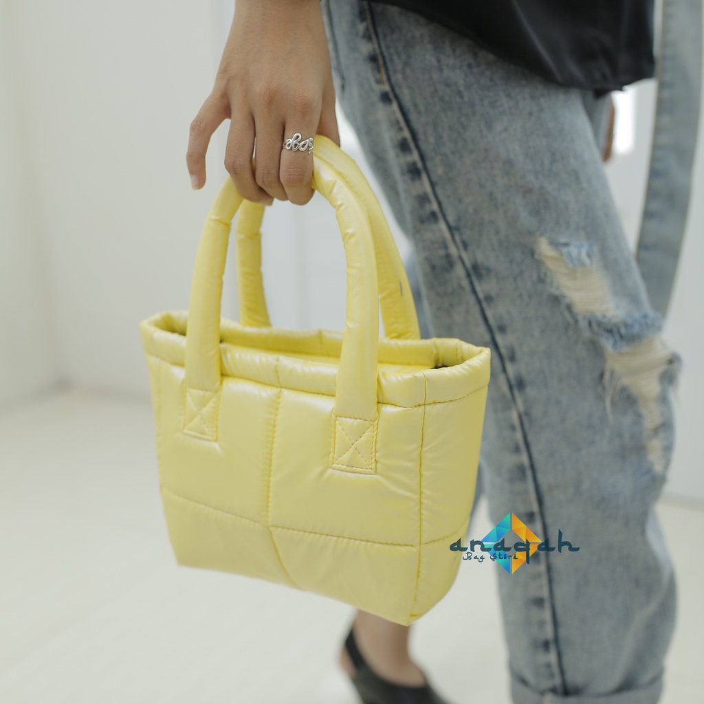 Puffy Bag Hologram Tas Selempang Wanita Tote Bag