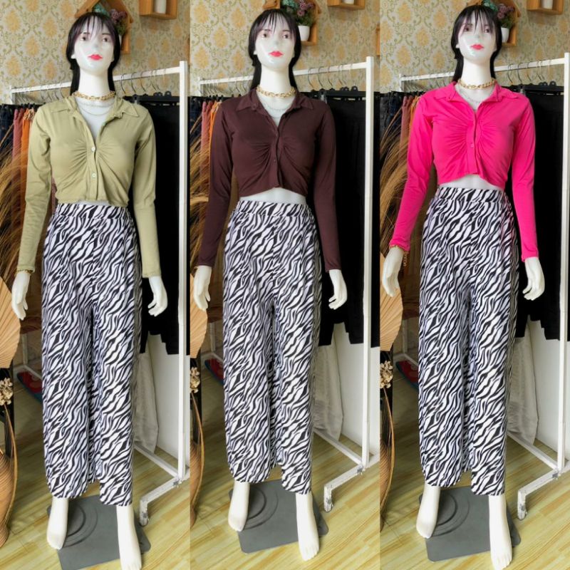 Crop Top Model Dada Kerut