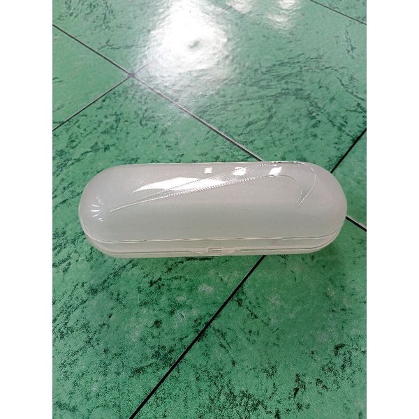 Nike box kacamata
