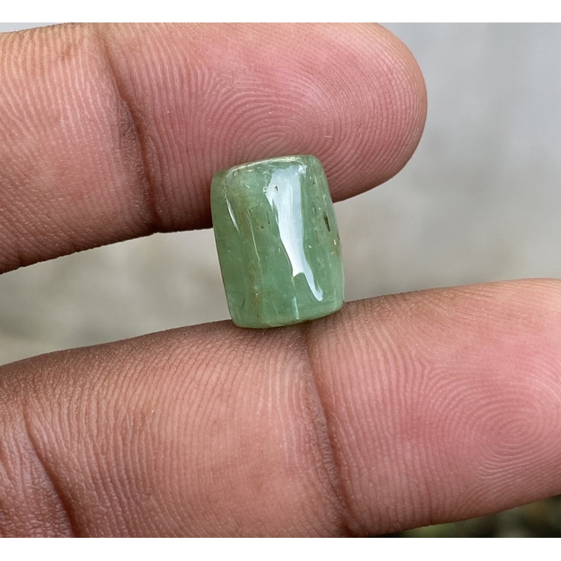 BATU ZAMRUD COLOMBIA CABOCHON NATURAL COLUMBIAN EMERALD ZAMBIAN EMERALD BERYL JAMRUD DIM 13x10x6.5 C