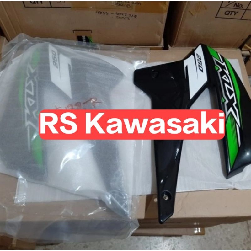 cover tangki cover radiator KLX 250 KLX250 original