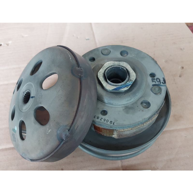 PULLY KAMPAS GANDA VARIO 125-150 ORIGINAL
