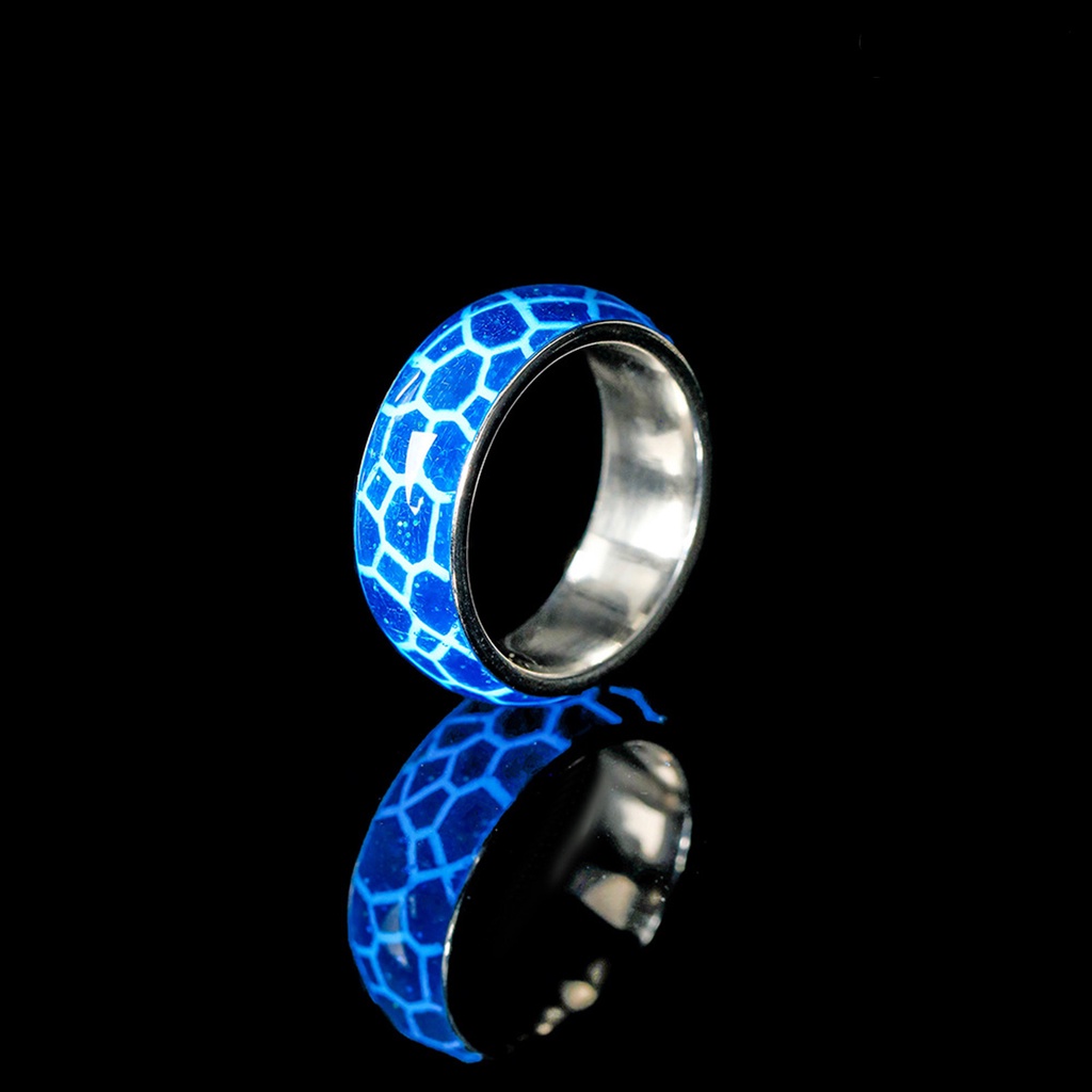 Cincin Luminous Bahan Stainless Steel Gaya Vintage Untuk Unisex