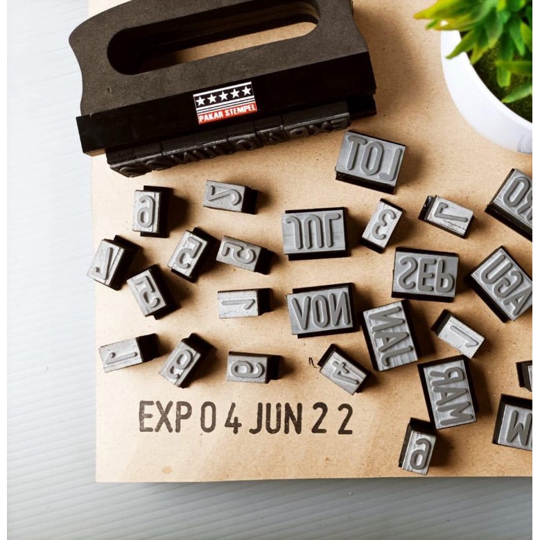 

Stempel expired bongkar pasang media karung plastik