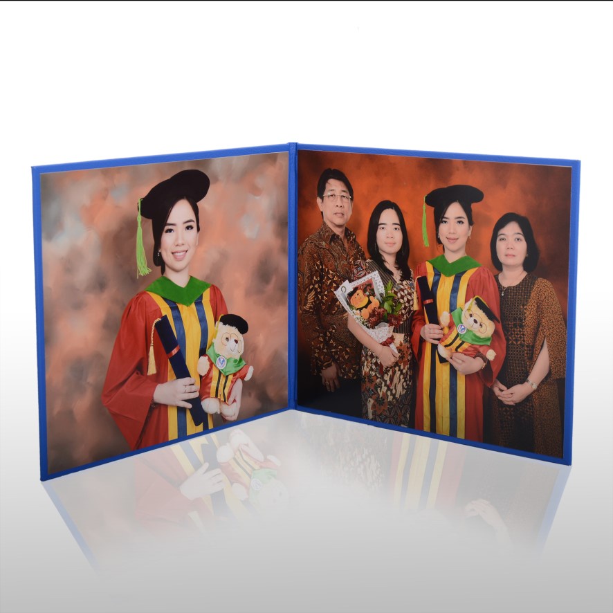 Album Wisuda