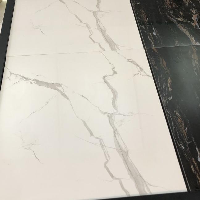 granite tile 60 x 60 glazed Engress carara white