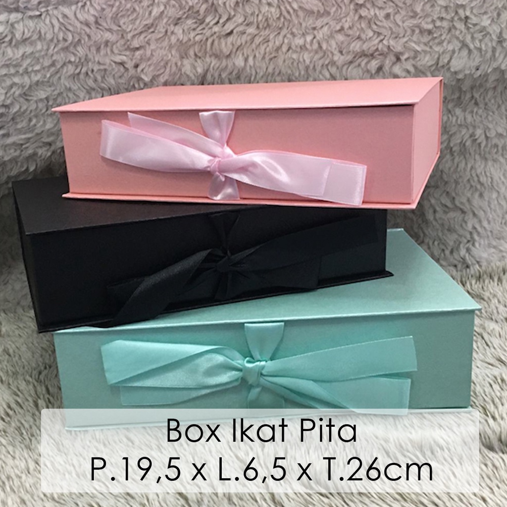

Kotak kado / Bingkisan Kado / Box Kado T.30